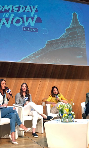 Cross-sports push at World Cup for gender pay equality